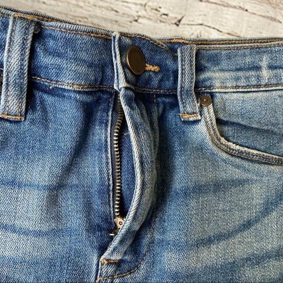 Blank NYC Denim Skirt with Raw Hem Size 26 - Picture 4 of 8